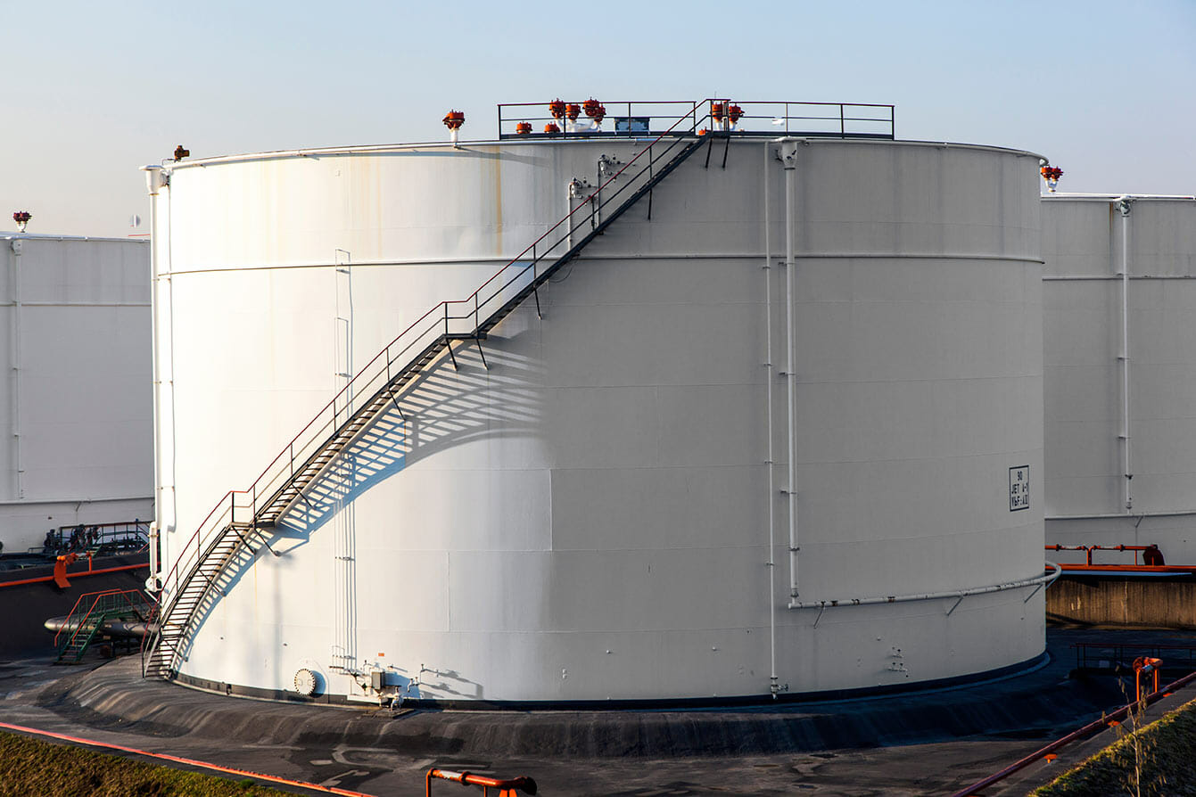 Diluent Recycling of a Large Tank Sweeping